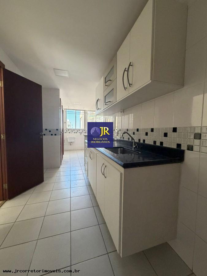 Apartamento à venda com 3 quartos, 1 suíte, 2 vagas e 110m² no Praia da Costa, Vila Velha (ES) — foto 9 de 12