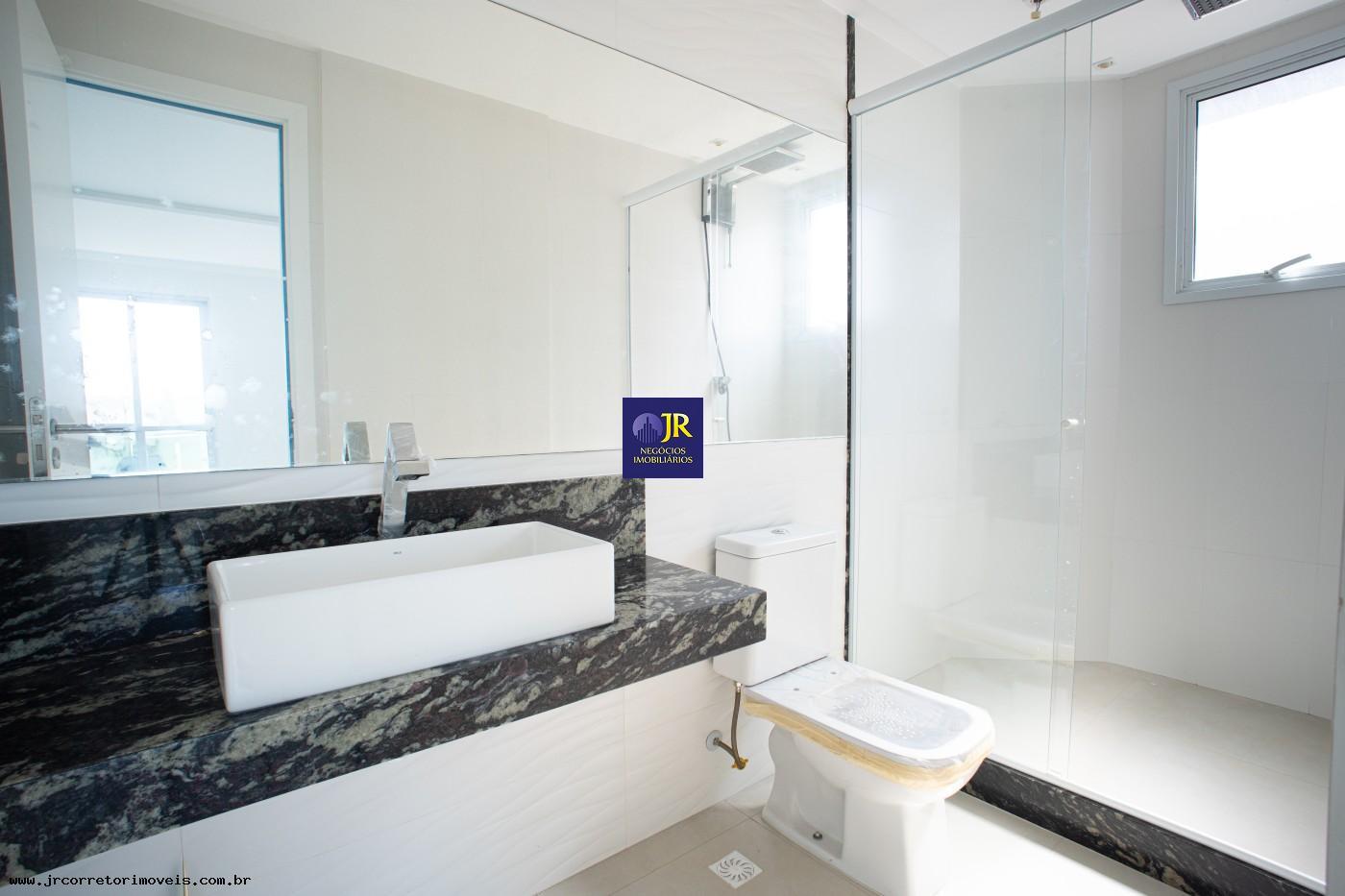 Apartamento à venda com 4 quartos, 4 suítes, 3 vagas e 133m² no Praia da Costa, Vila Velha (ES) — foto 17 de 30