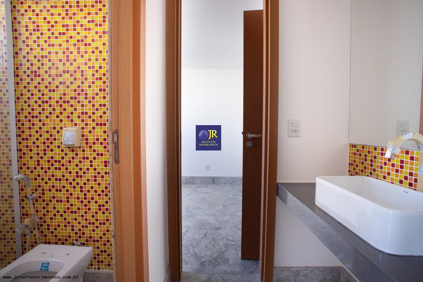 Apartamento à venda com 4 quartos, 2 suítes, 3 vagas e 128m² no Praia da Costa, Vila Velha (ES) — foto 6 de 30