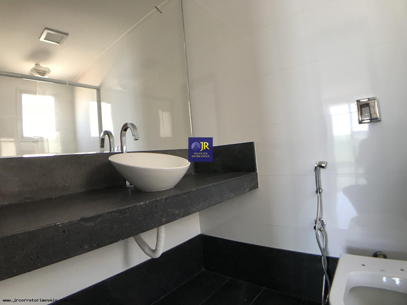 Apartamento à venda com 4 quartos, 4 suítes, 4 vagas e 149m² no Praia da Costa, Vila Velha (ES) — foto 10 de 30